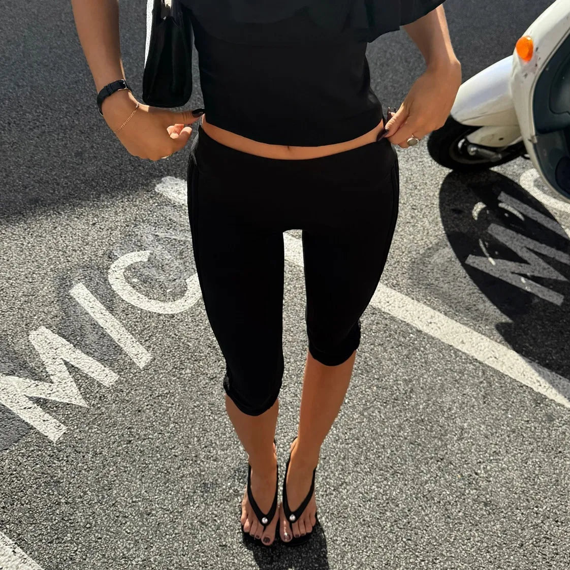 Split-Hem Capri Leggings
